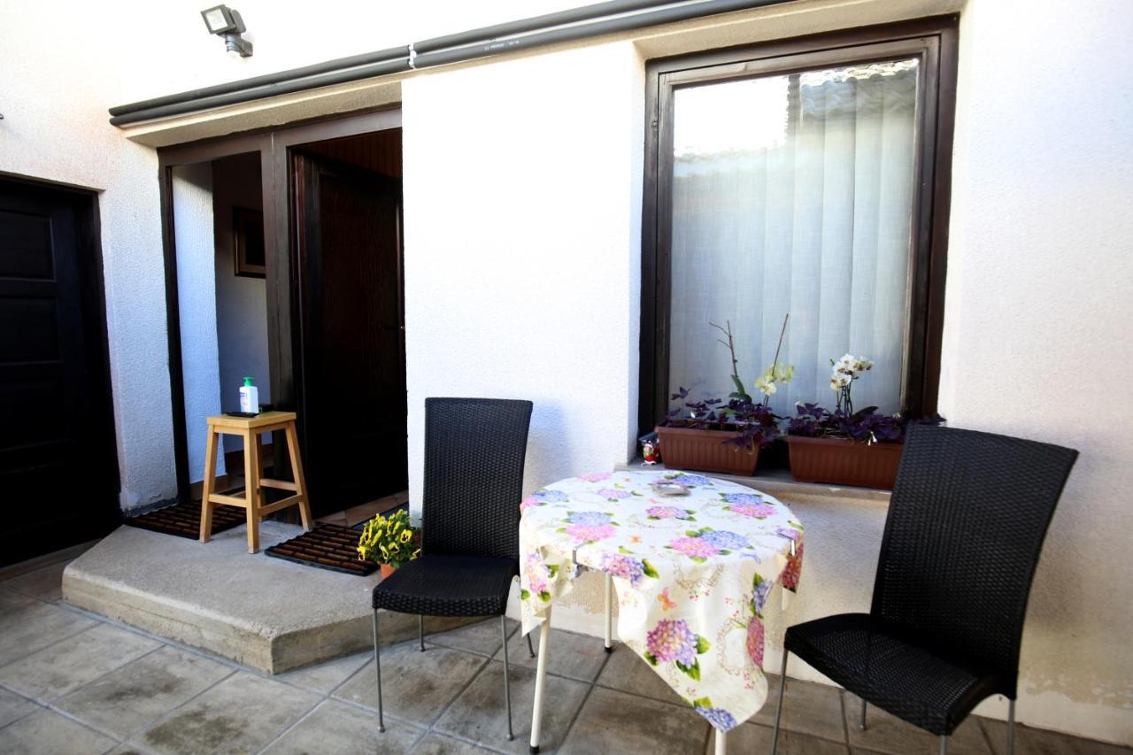 Apartment Jezerka Cerknica Bagian luar foto