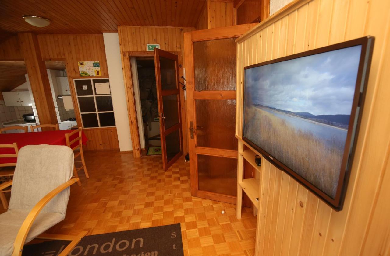 Apartment Jezerka Cerknica Bagian luar foto