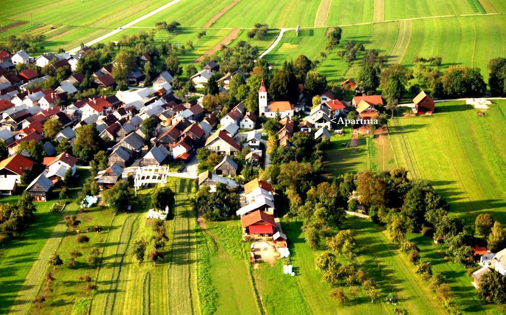 Apartment Jezerka Cerknica Bagian luar foto
